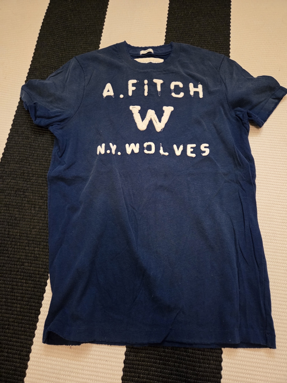 Abercrombie & Fitch Short Sleeve Navy Muscle Tee